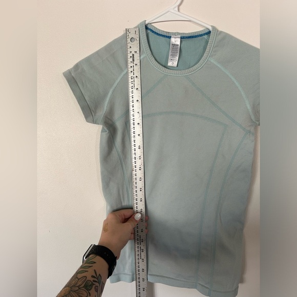 Girls’ Ivivva Blue Exercise Tshirt Size 14 - Picture 4 of 7